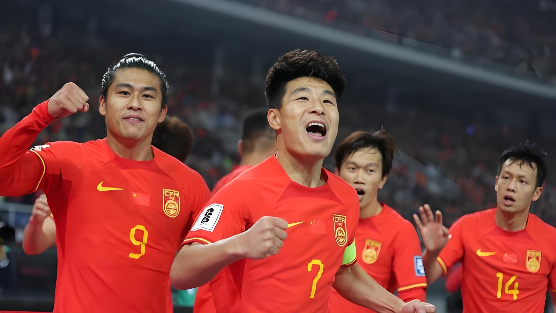 包含一场经典之战！田径点燃球迷热情的词条