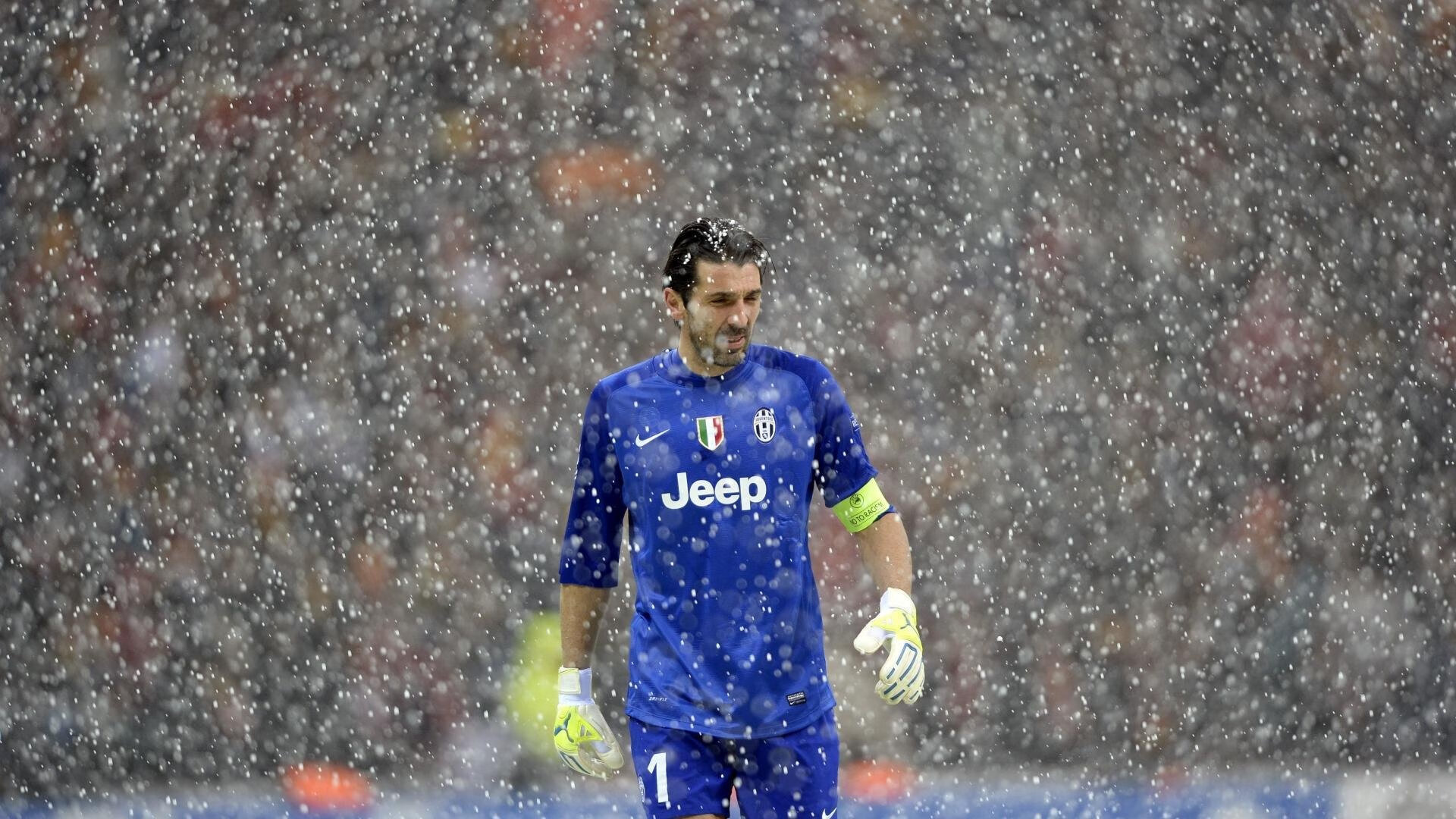 惊天逆转！杰伦格林末节19分率凯尔特人翻盘深圳