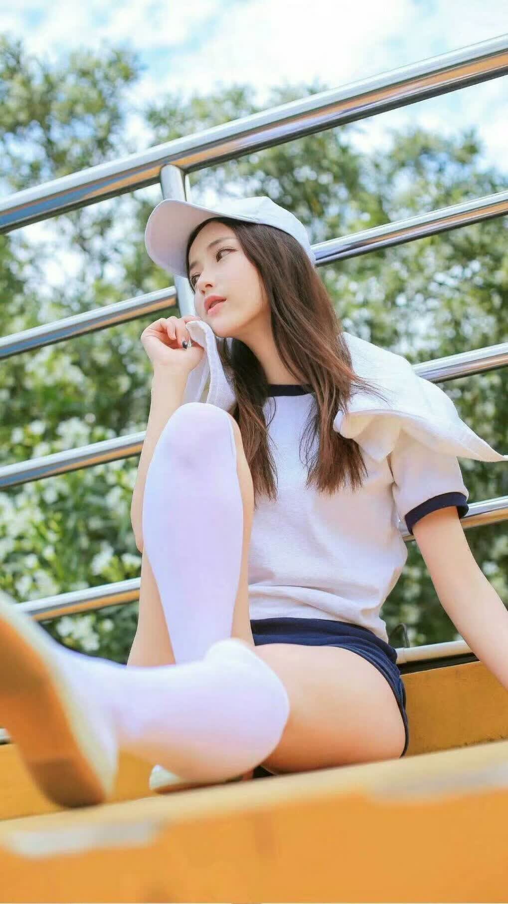 冰岛战吼的最后一夜,当范戴克化身永恒长城,罗马尼亚在2026世界杯完成最残酷的童话逆转